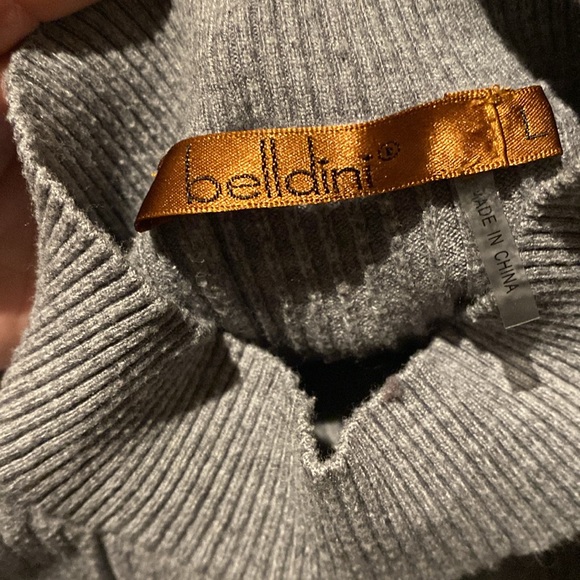Belldini Grey Gray Long sleeve Turtle neck Shirt Women's Size Large - Picture 3 of 4